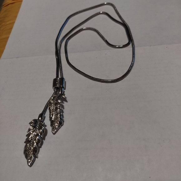 Jewelry - Picture 2 of 4